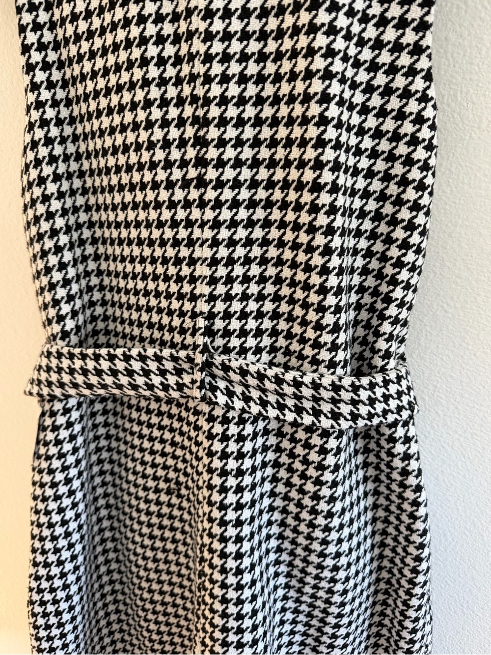 Black & White Vest Coat - Picture 3 of 3